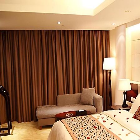 Fortune Hotel Лун'янь Екстер'єр фото