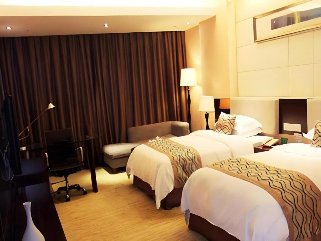 Fortune Hotel Лун'янь Екстер'єр фото