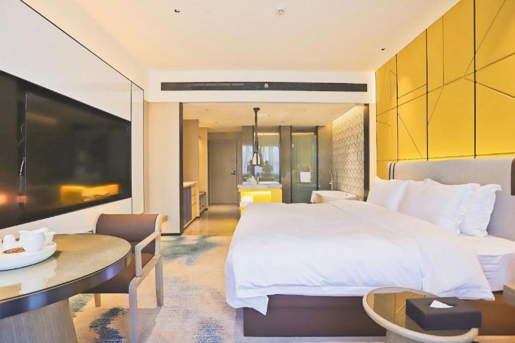 Fortune Hotel Лун'янь Екстер'єр фото