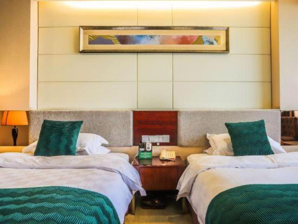 Fortune Hotel Лун'янь Екстер'єр фото