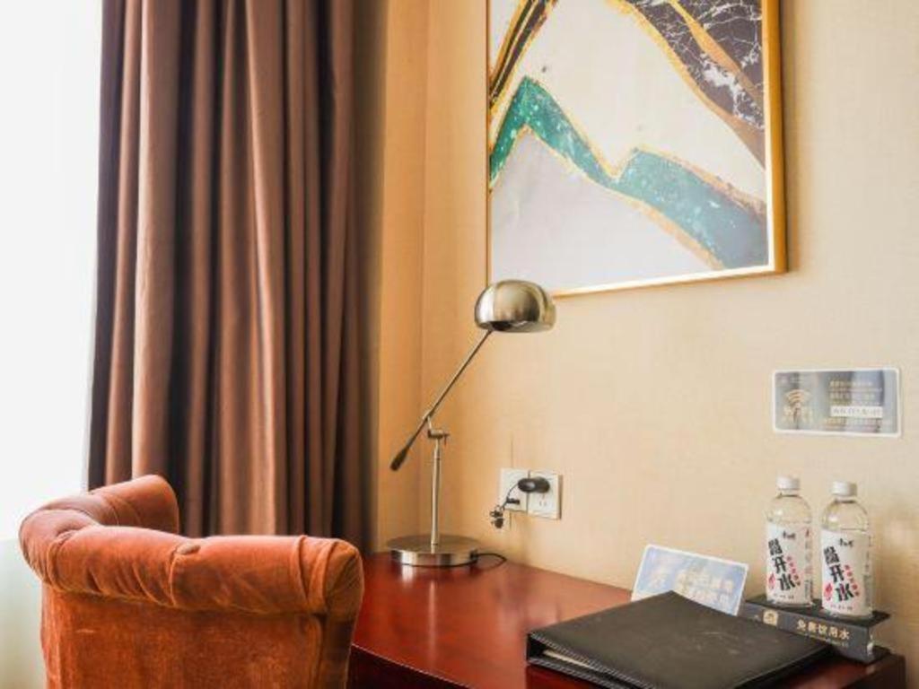 Fortune Hotel Лун'янь Екстер'єр фото