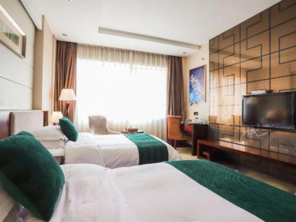 Fortune Hotel Лун'янь Екстер'єр фото